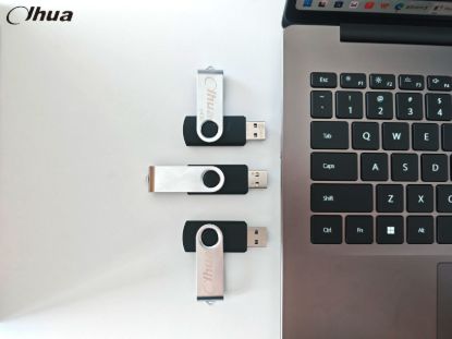 Picture of Dhua 8GB Flash Drive